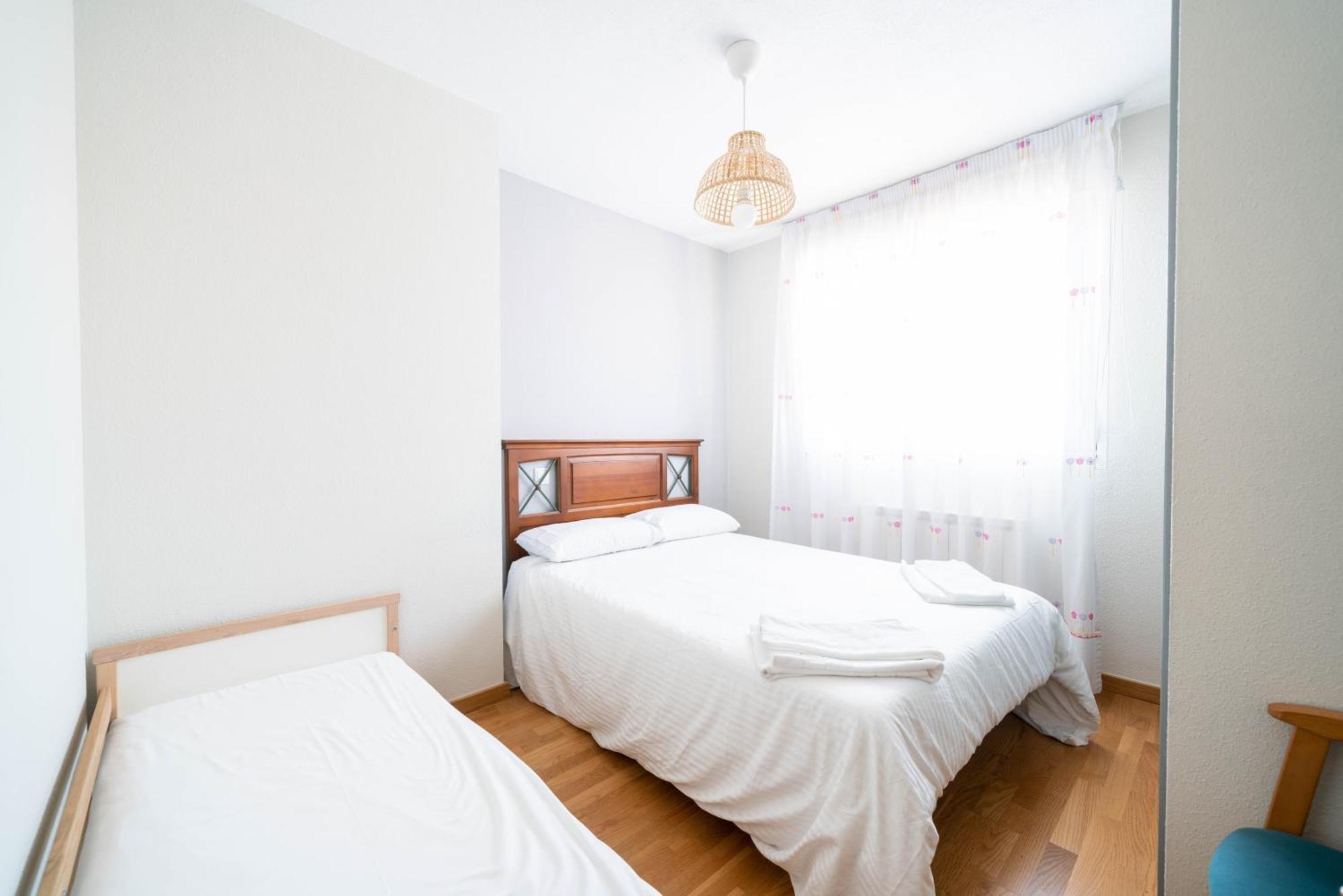 Apartamentos Go- Chalet Calera, Parking Gratuito Arroyo de la Encomienda Ngoại thất bức ảnh